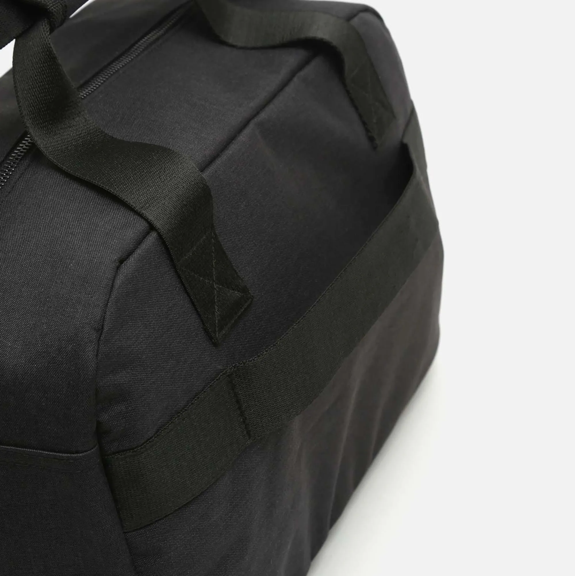 Hombre Misako Bolsa fin de semana en nylon reciclado con bandolera extraíble