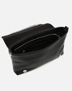 Misako Bolso bandolera con solapa y detalles metálicos