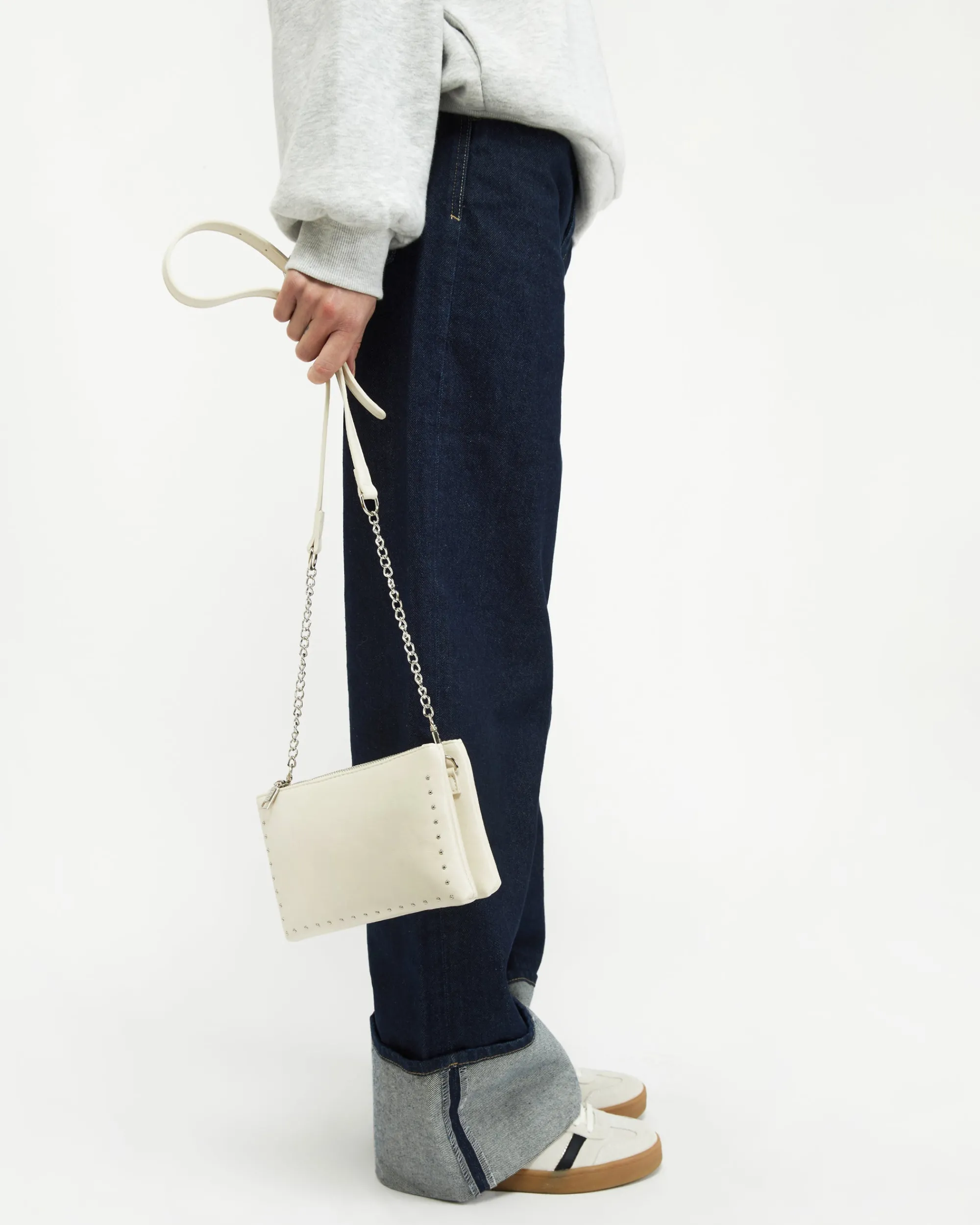 Misako Bolso bandolera pequeño con detalles metálicos