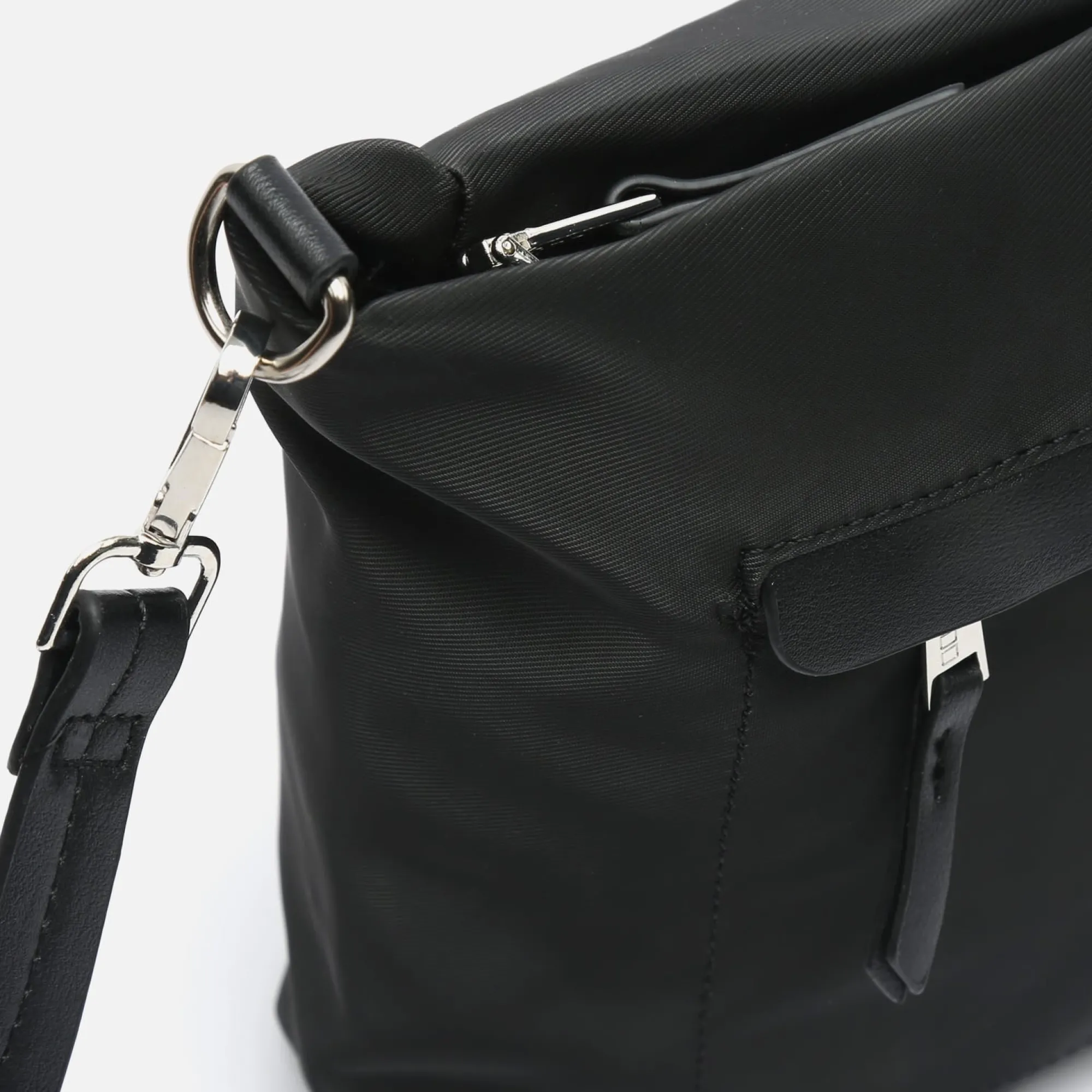 Misako Bolso bandolera pequeño de nylon