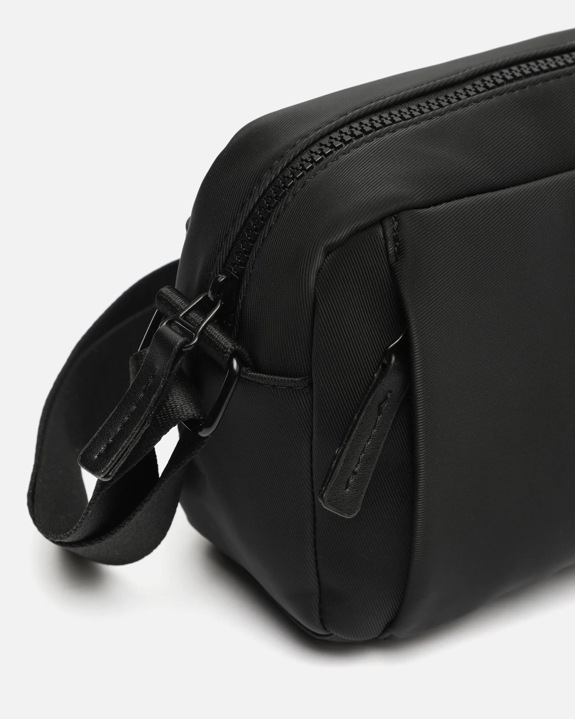 Misako Bolso bandolera pequeño en nylon
