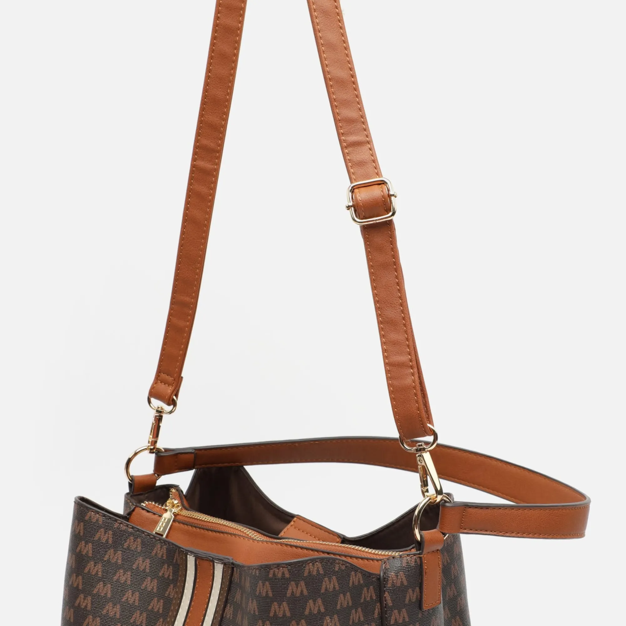 Misako Bolso hobo mediano