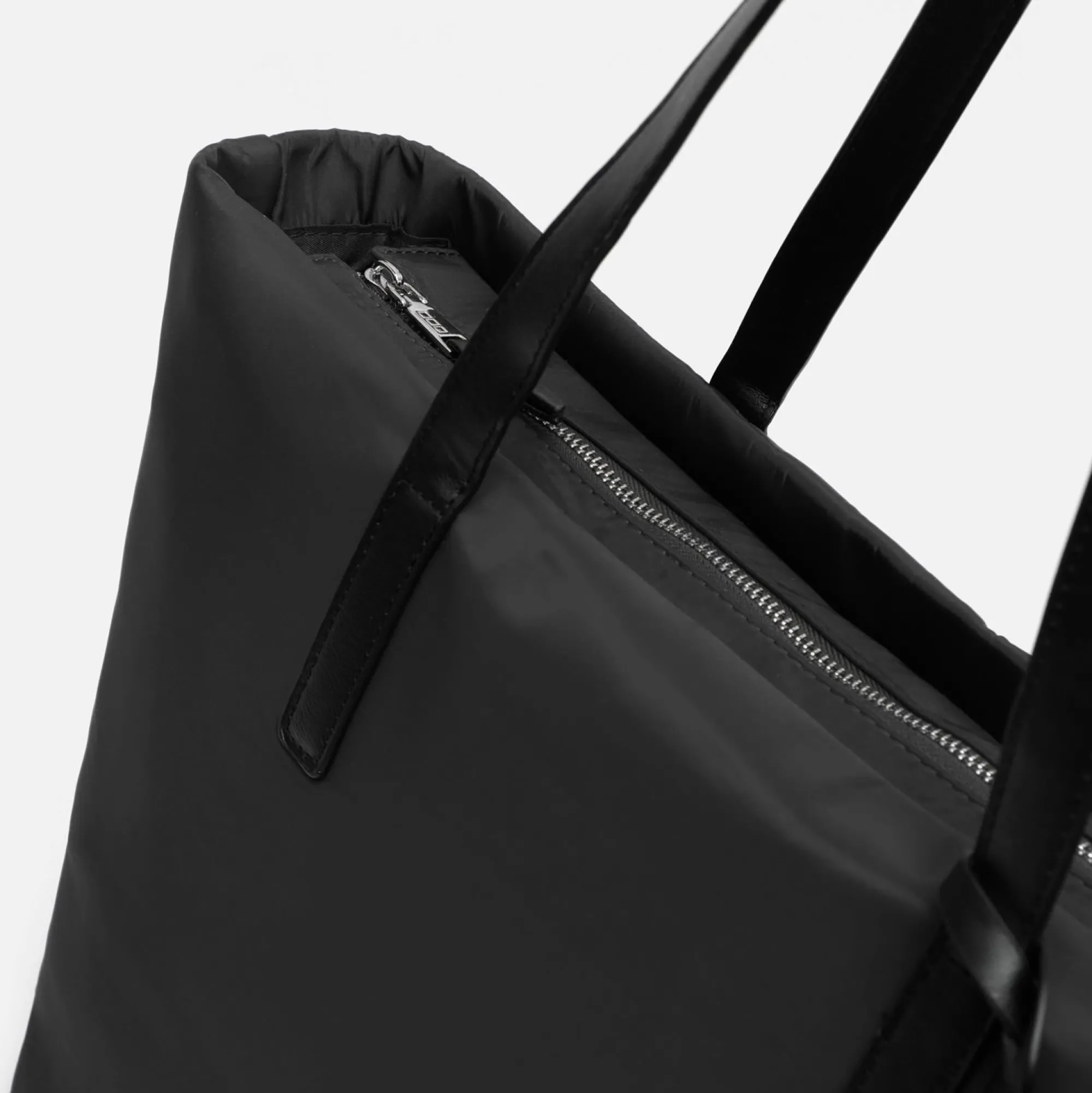 Misako Bolso shopper de nylon con bolsillo para portátil (15")
