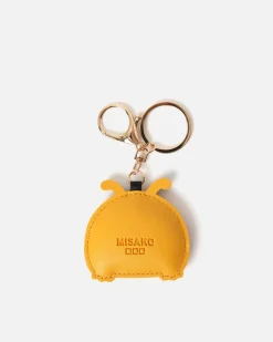 Misako Llavero abeja