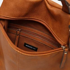 Misako Mochila antirrobo con detalles metálicos