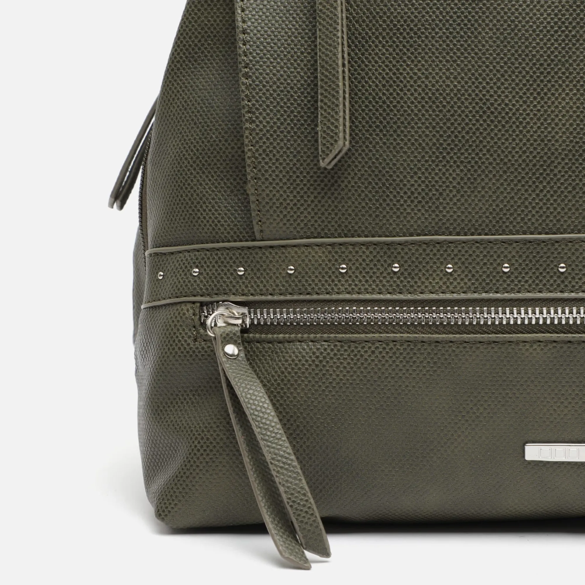 Misako Mochila antirrobo con detalles metálicos