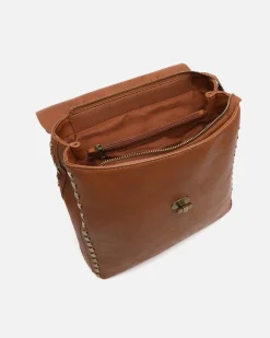 Misako Mochila con solapa y detalles metálicos
