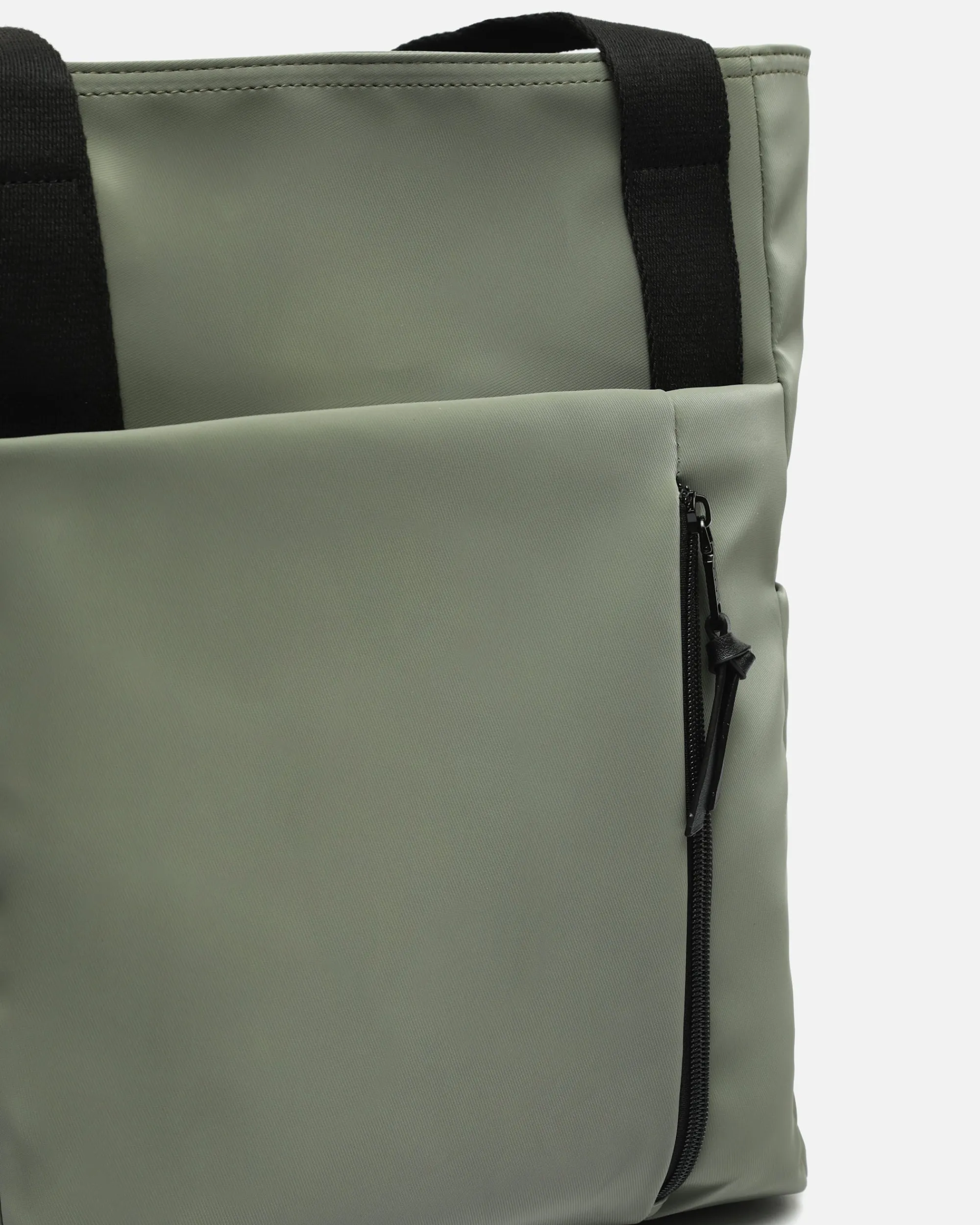 Misako Mochila grande en nylon con bolsillo para portátil (14") y asa de hombro