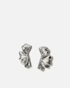 Misako Pendientes grandes en forma de flor