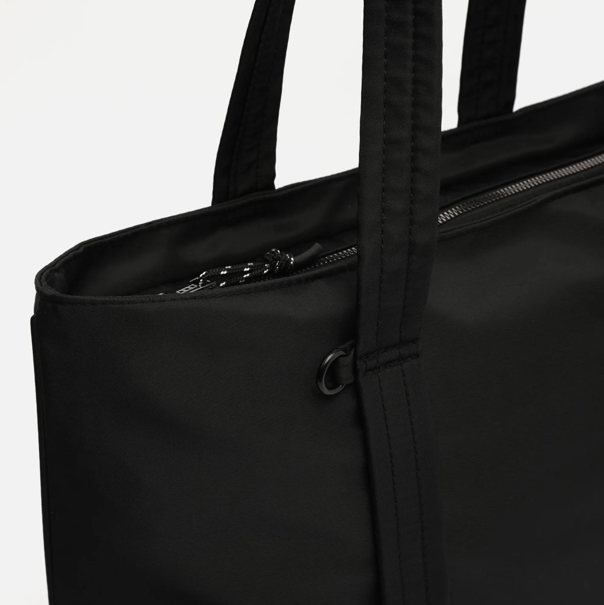 Misako Portaordenador estilo bolso shopper en nylon (15")