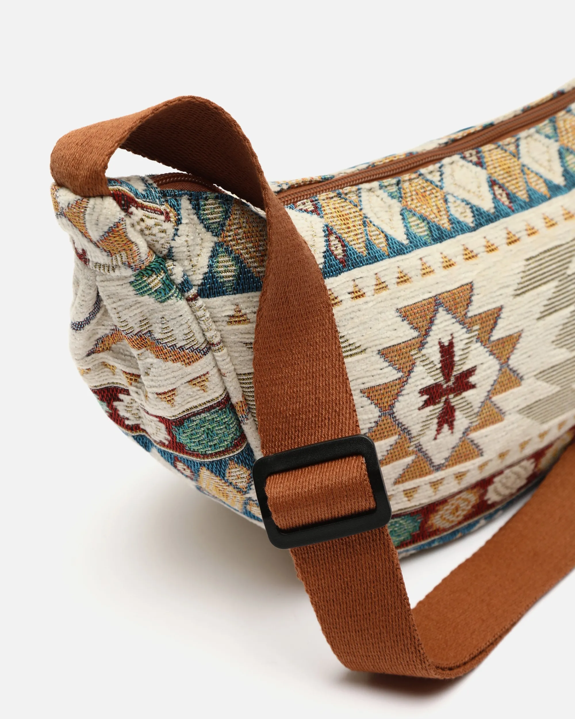 Misako Riñonera con estampado jacquard